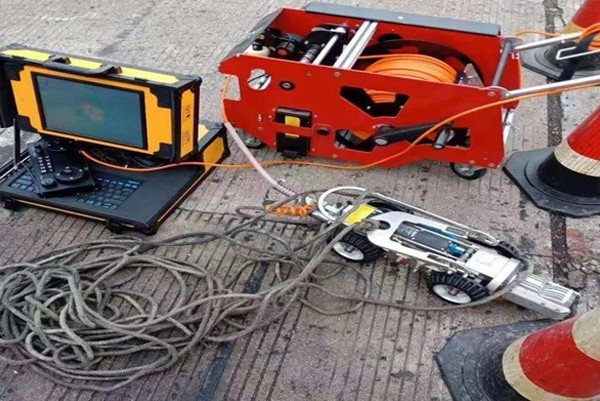 塔城CCTV管道检测机器人